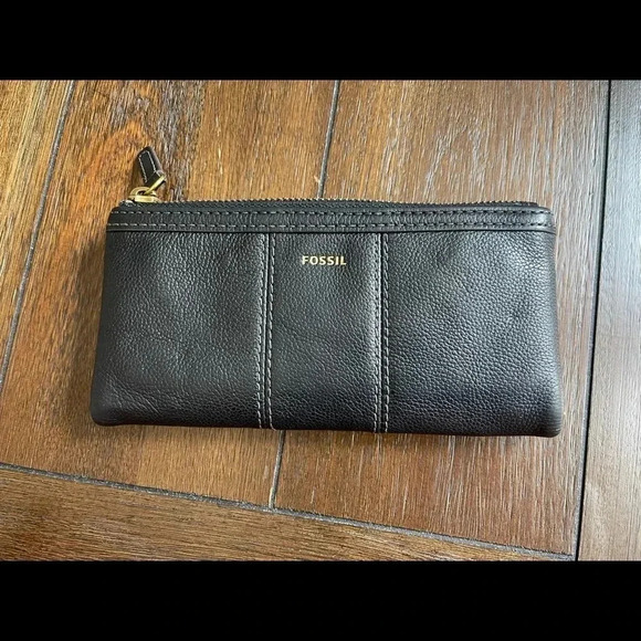 Fossil leather wallet - Picture 1 of 15